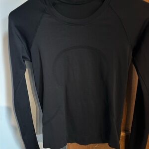 lululemon athletica Black Long Sleeve - Swiftly , race length, size 4.